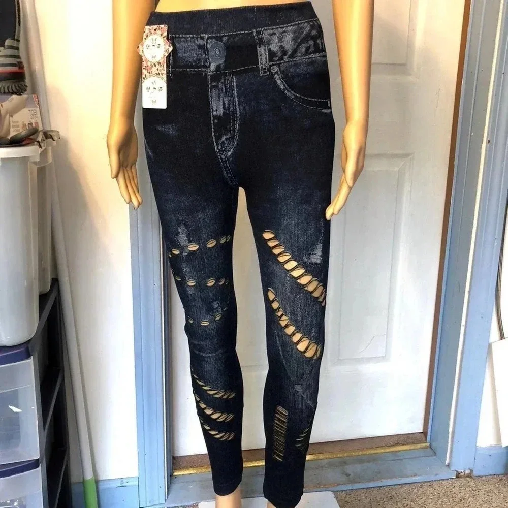 Super Stretch Distress Casual Pull on Pants/Jeans size S/M